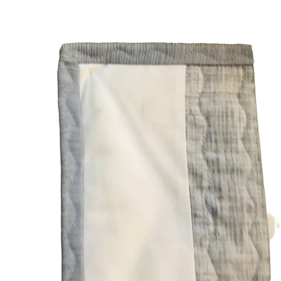 Winter Birds Table Topper, Quilted Panel from Table Please, Part TWO, Muted Past - Picture 6 of 6